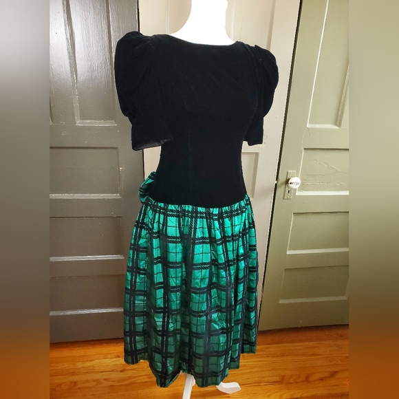 Act I Drop Waist Dress Black Velvet Plaid Taffeta Skirt Snap Bow size 4/6 Small - Picture 1 of 15